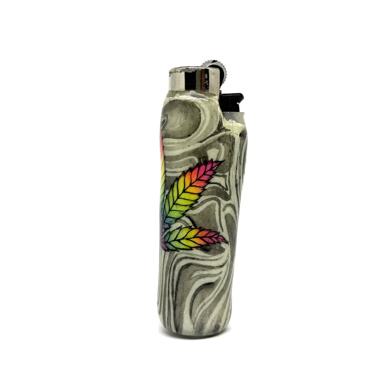 Load image into Gallery viewer, Buy The Glow Leaf Lighter | Slimjim India
