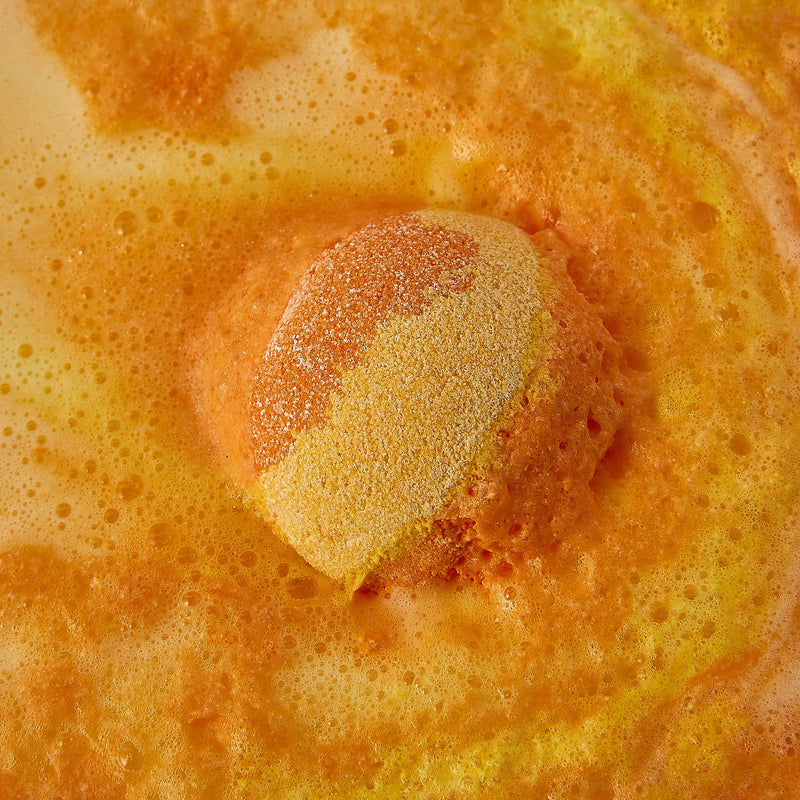 Load image into Gallery viewer, Buy Bellini Bath Bomb Bath Bomb | Slimjim India
