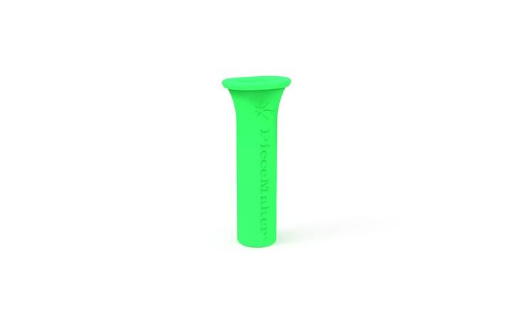 Load image into Gallery viewer, PieceMaker - Krutch rolling tip piecemaker Green Glow 
