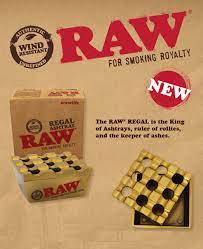 Load image into Gallery viewer, Buy RAW Regal Ashtray Ashtrays | Slimjim India
