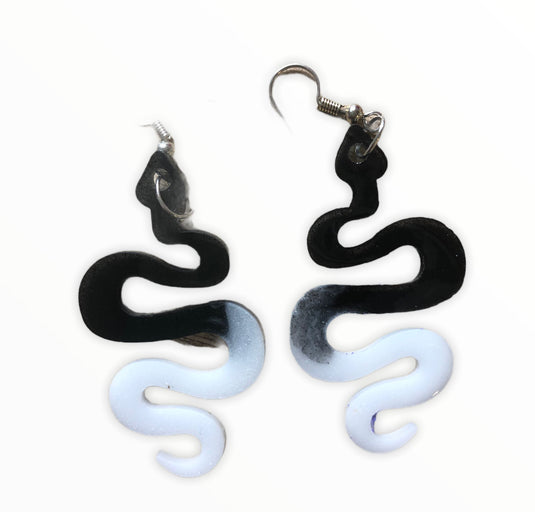 The Serpent - Resin Earrings earrings Jabra Junction Ying - Yang 